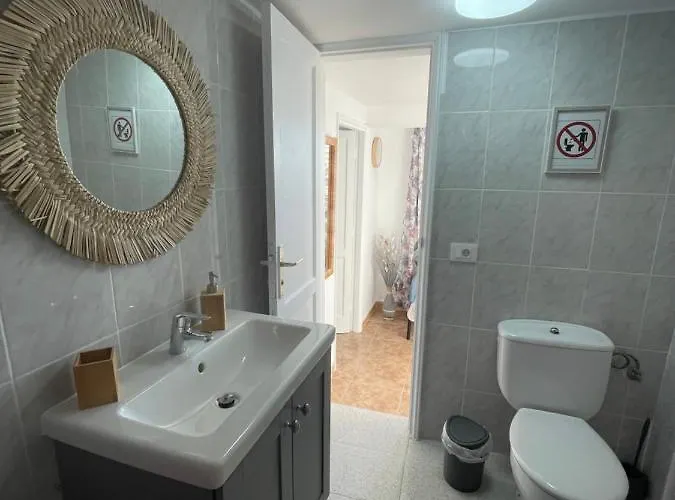 Casa Piscina דירה *